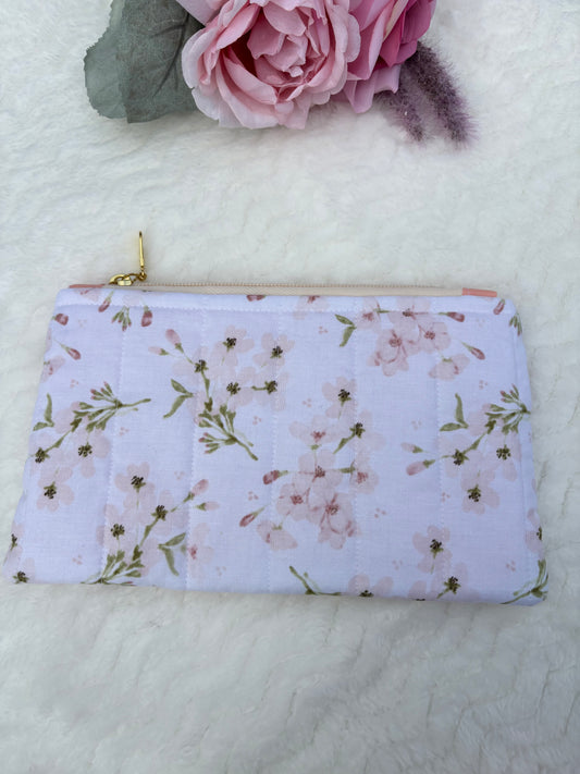 Quilted Zipper Pouch / Pencil Pouch / Makeup Pouch / Craft Supplies Pouch / Travel Pouch