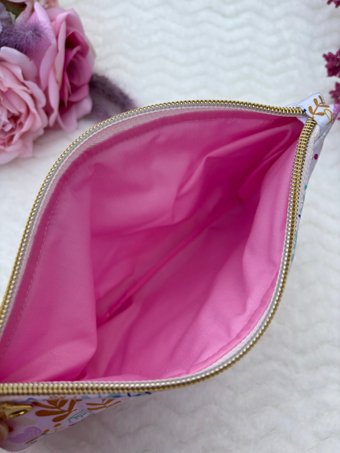 Quilted Zipper Pouch / Pencil Pouch / Makeup Pouch / Craft Supplies Pouch / Travel Pouch