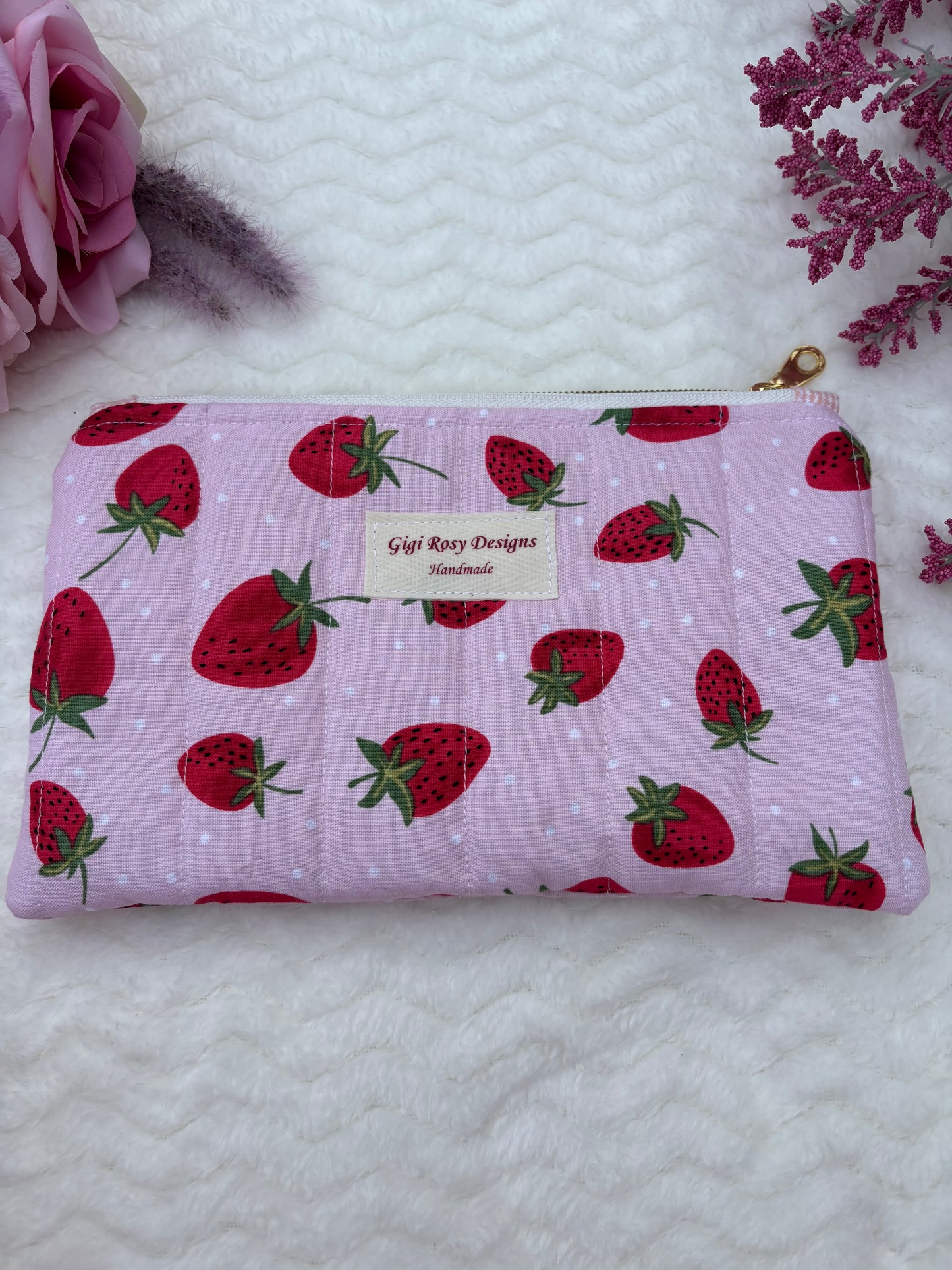 Quilted Zipper Pouch / Pencil Pouch / Makeup Pouch / Craft Supplies Pouch / Travel Pouch