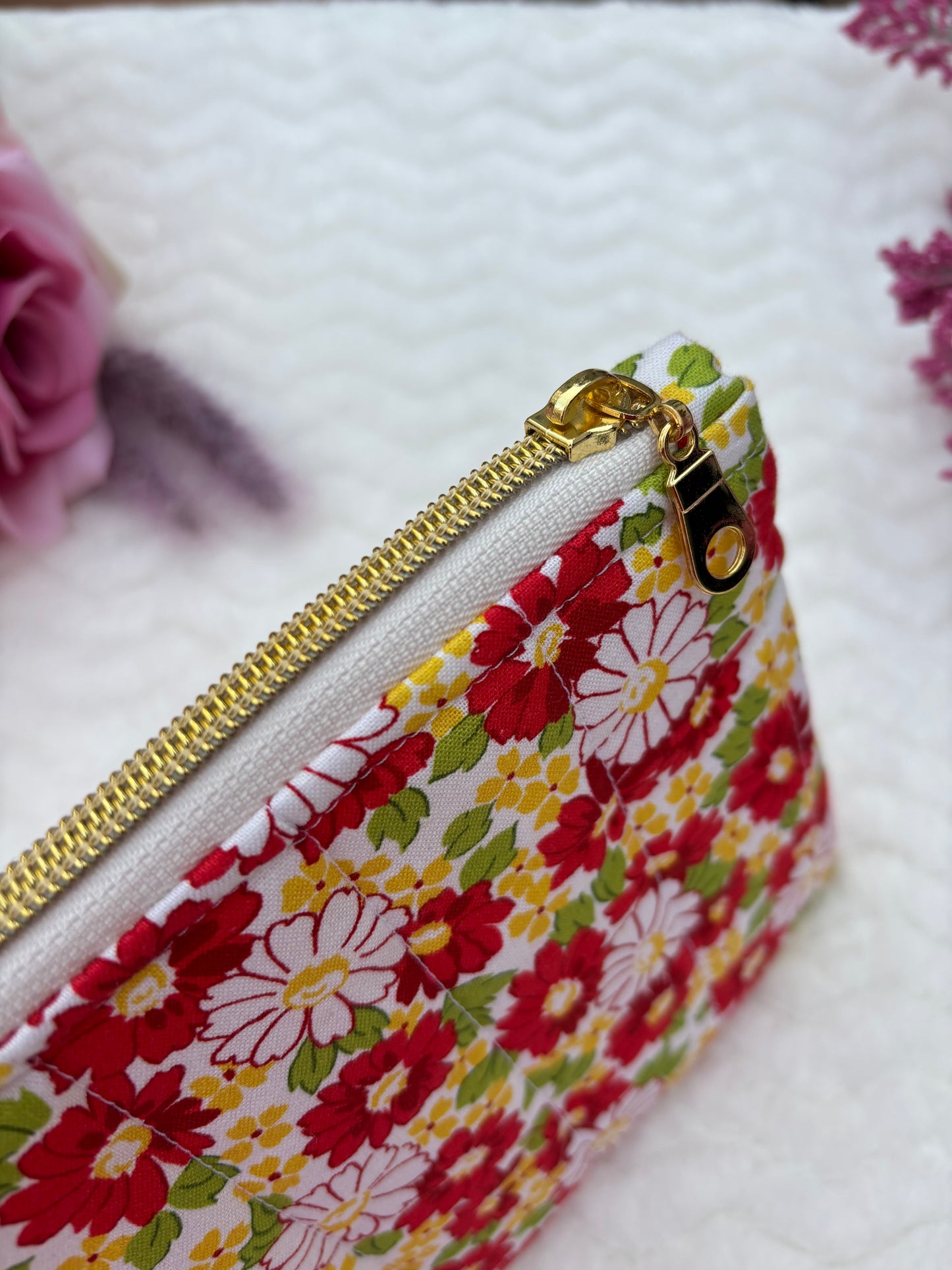 Quilted Zipper Pouch / Pencil Pouch / Makeup Pouch / Craft Supplies Pouch / Travel Pouch