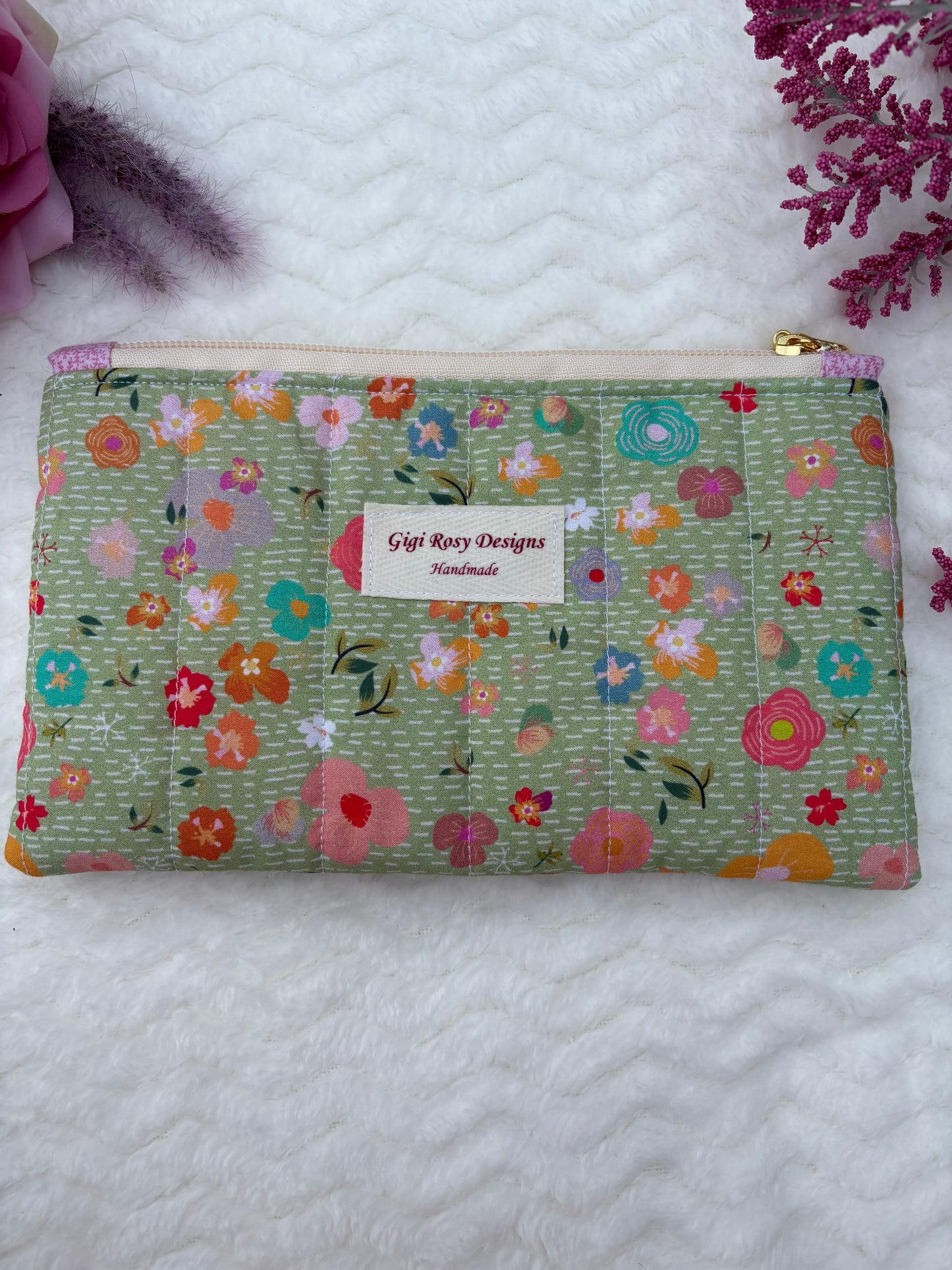 Quilted Zipper Pouch / Pencil Pouch / Makeup Pouch / Craft Supplies Pouch / Travel Pouch