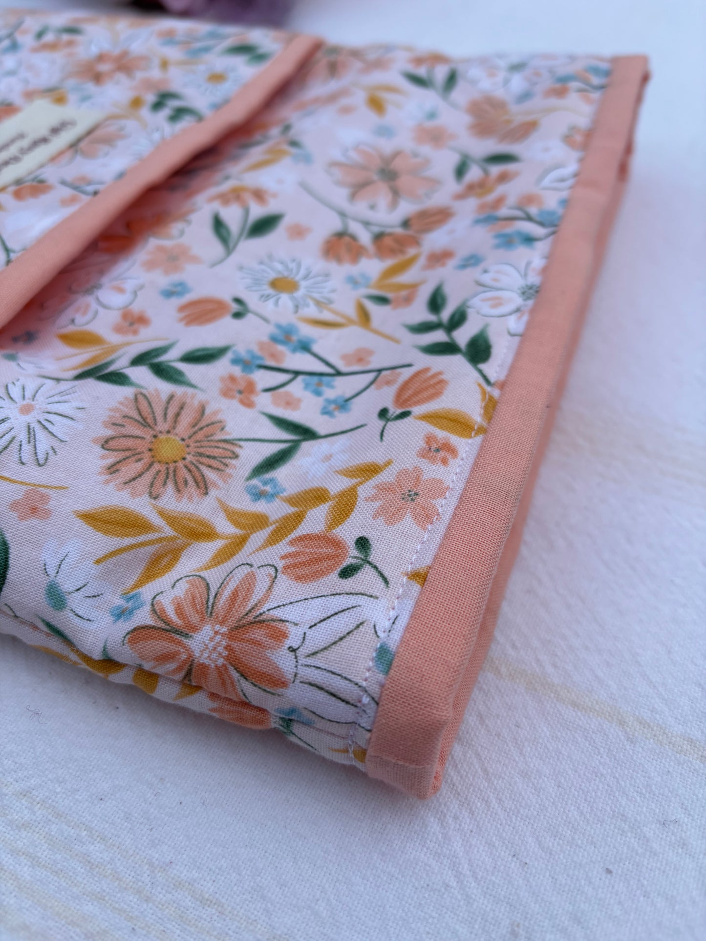 Book sleeve with pockets / Book pouch with pockets