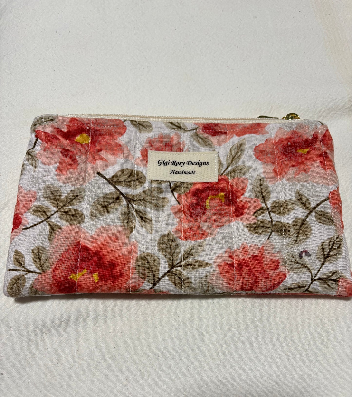 Quilted Zipper Pouch / Pencil Pouch / Makeup Pouch / Craft Supplies Pouch / Travel Pouch